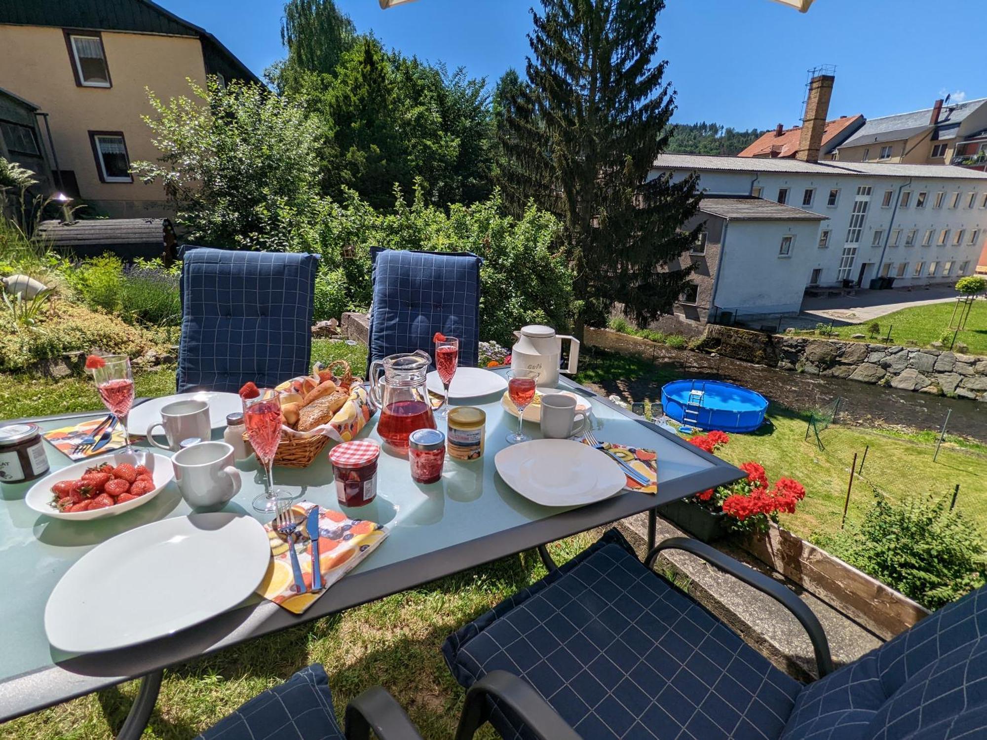 Hw4B - Urlaubsmagie - Zentral Mit Gemeinschaftsgarten, -Pool, -Sauna & Whirlpool Зебниц Экстерьер фото